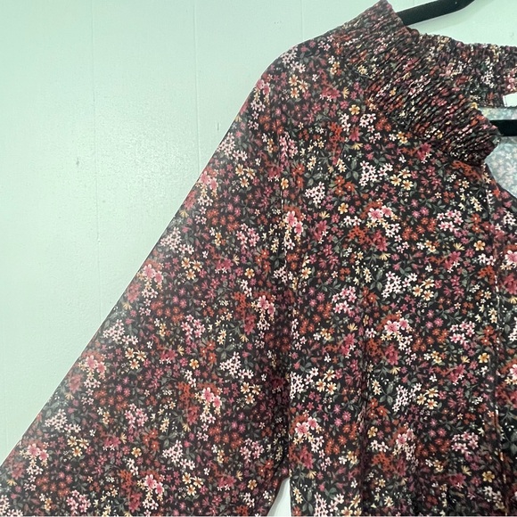 American Eagle Dark Ditzy Floral Tiered Boho Grunge Babydoll Mini Dress Size M - Picture 10 of 13